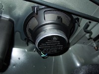 Установка Тыловая акустика DLS M126 в Nissan Almera Classic